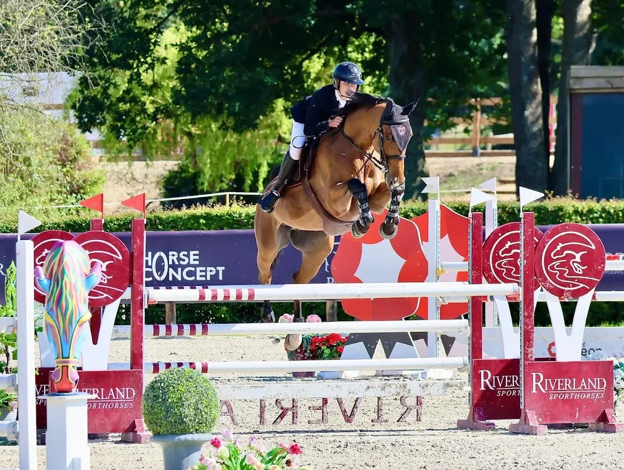 Photo de jules en compétition CSO dans l' Eure